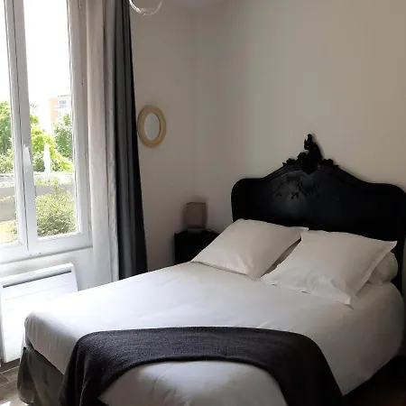 Appartement 35M2 Au Mourillon, A 200M De La Mer Toulon Exterior photo